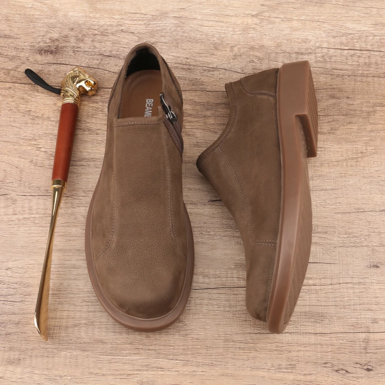 头层牛皮男鞋春季新款真皮休闲皮鞋男士宽头套脚百搭一脚蹬鞋男