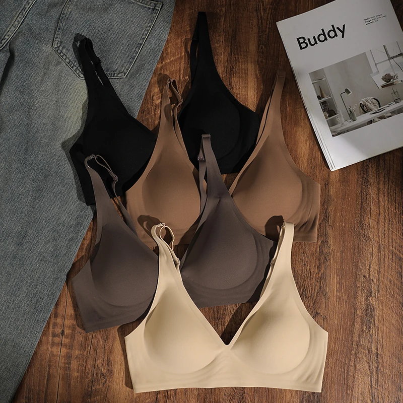 深V性感上托防下垂软支撑无痕内衣聚拢收副乳无钢圈文胸美背空姐