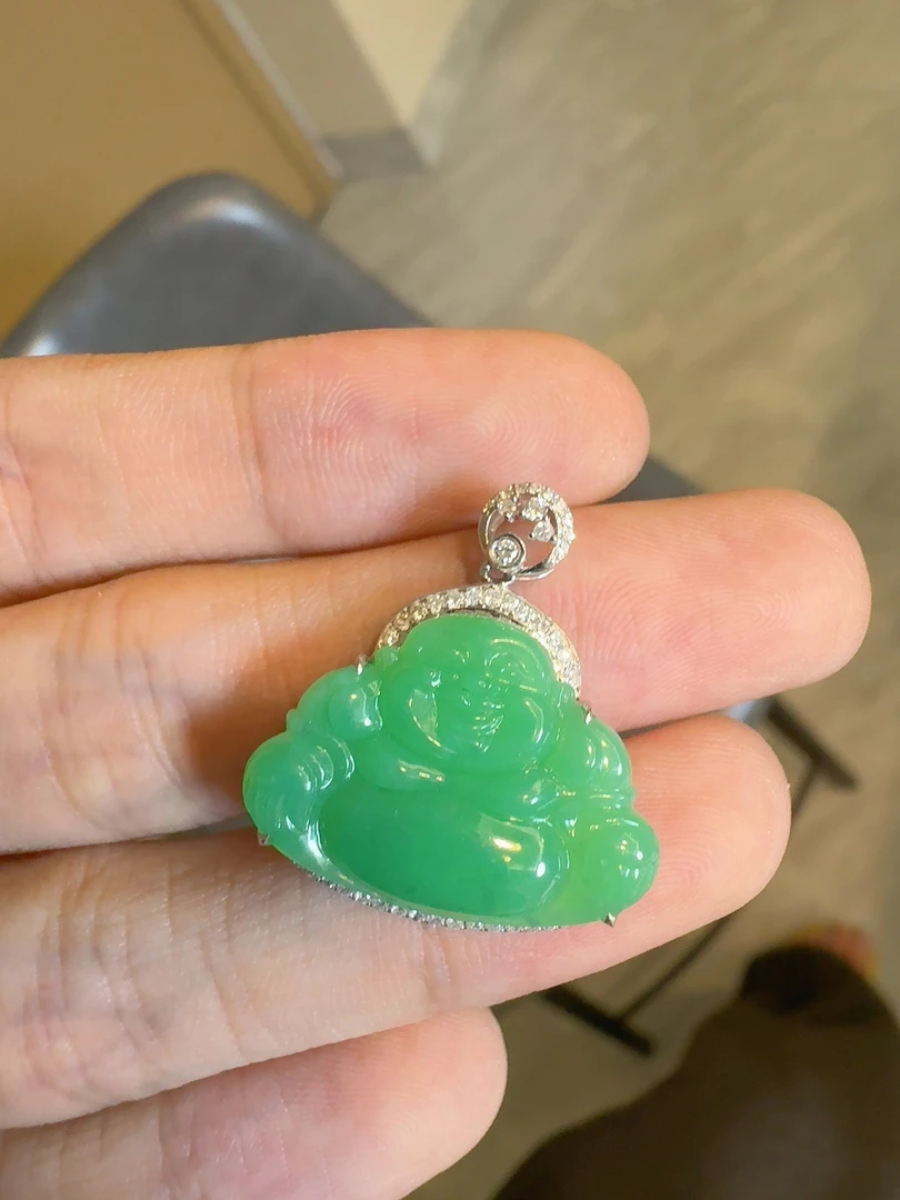 18K金镶嵌天然A货翡翠佛公吊坠