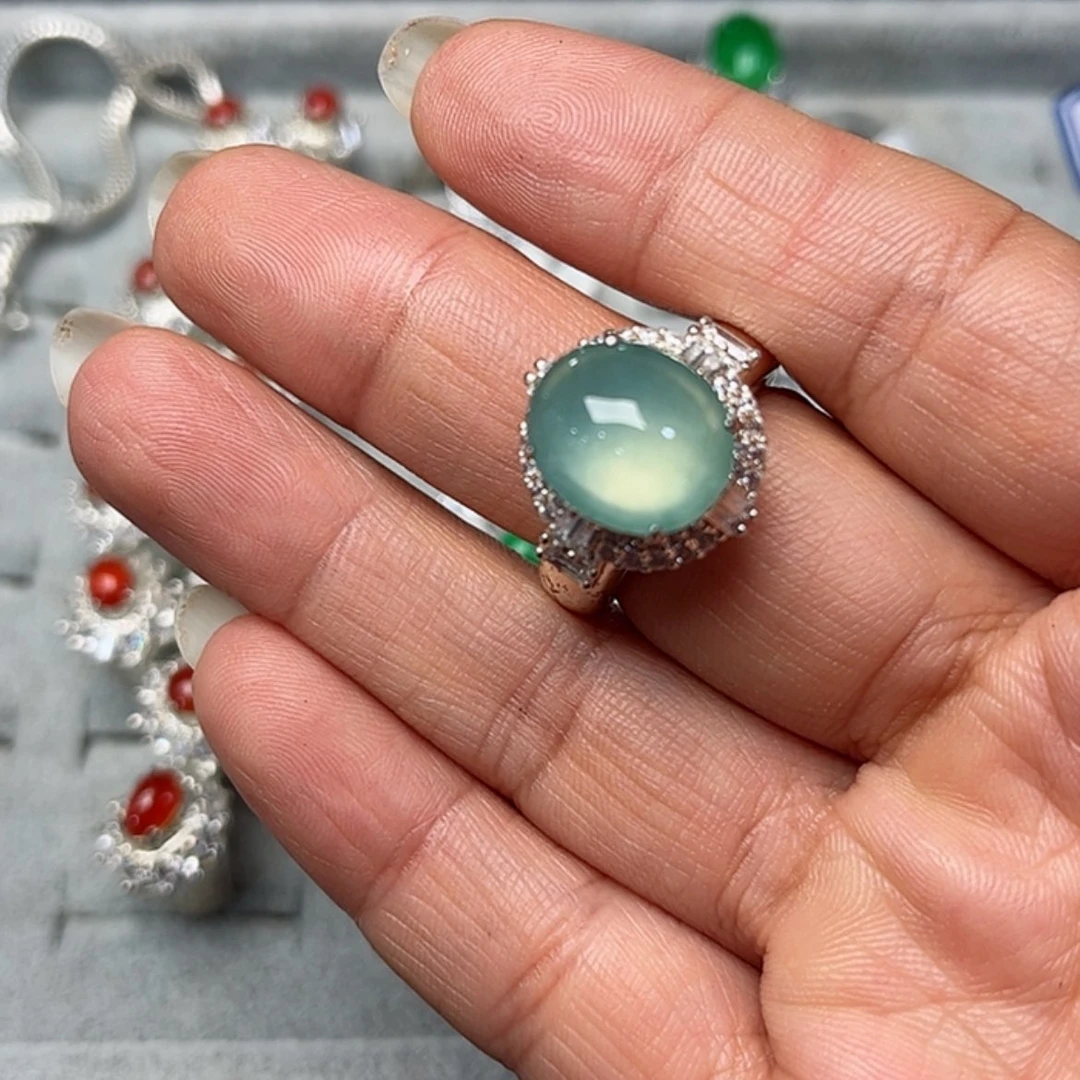 【闪购商品】翡翠手镯合金甜**咪