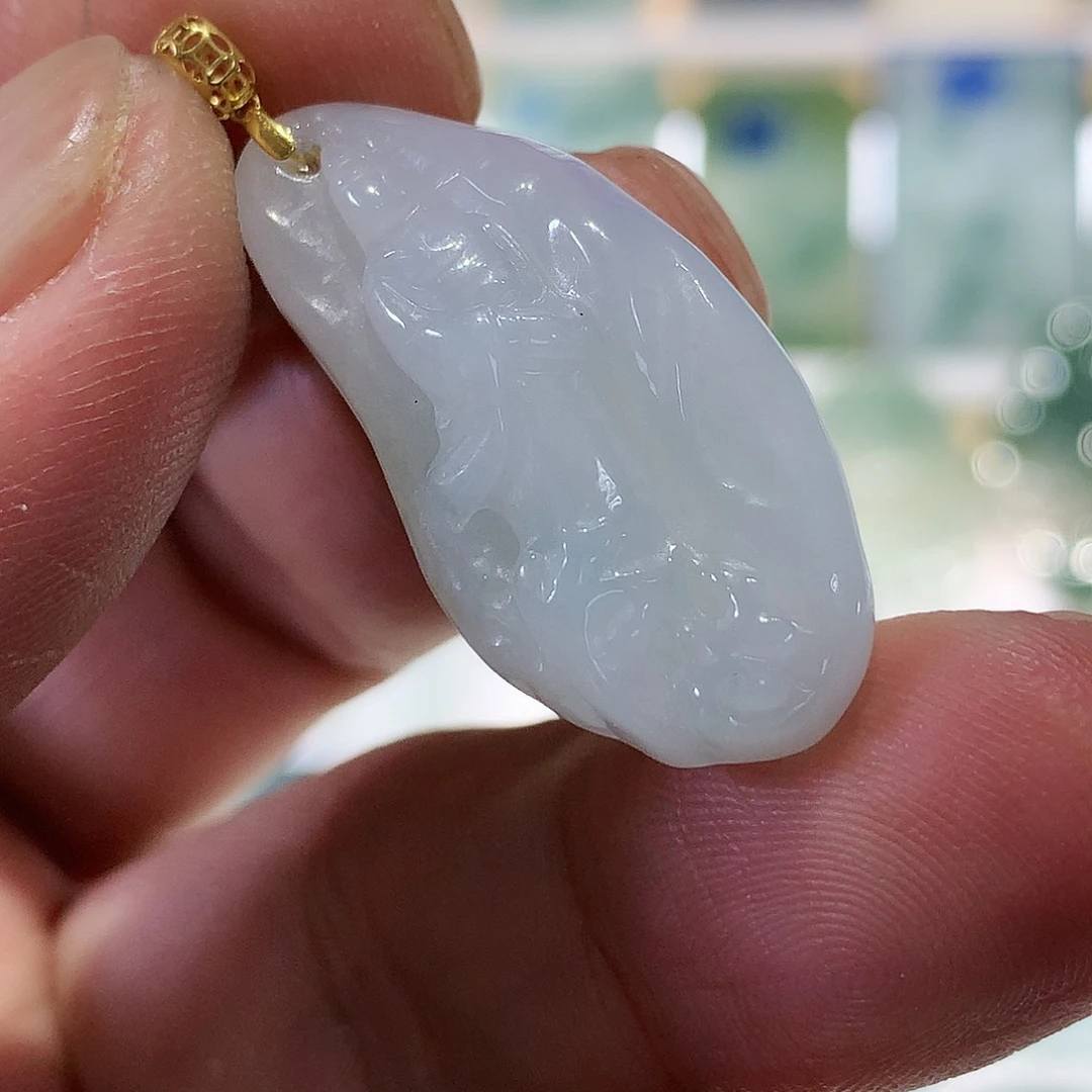 翡翠颈饰未镶嵌金*振缅甸翡翠