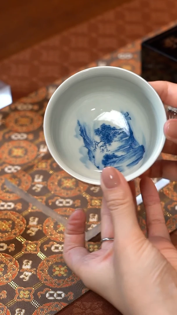 【闪购商品】L元煦窑豇豆红内山水儒士杯