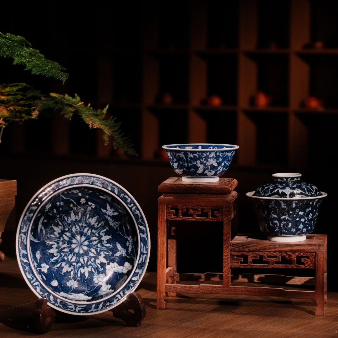 雨后 蓝地四季花卉套组 L