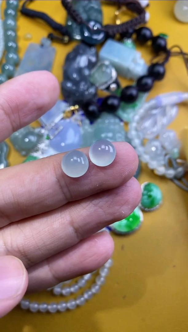 【闪购商品】翡翠258蛋面未镶嵌2颗274