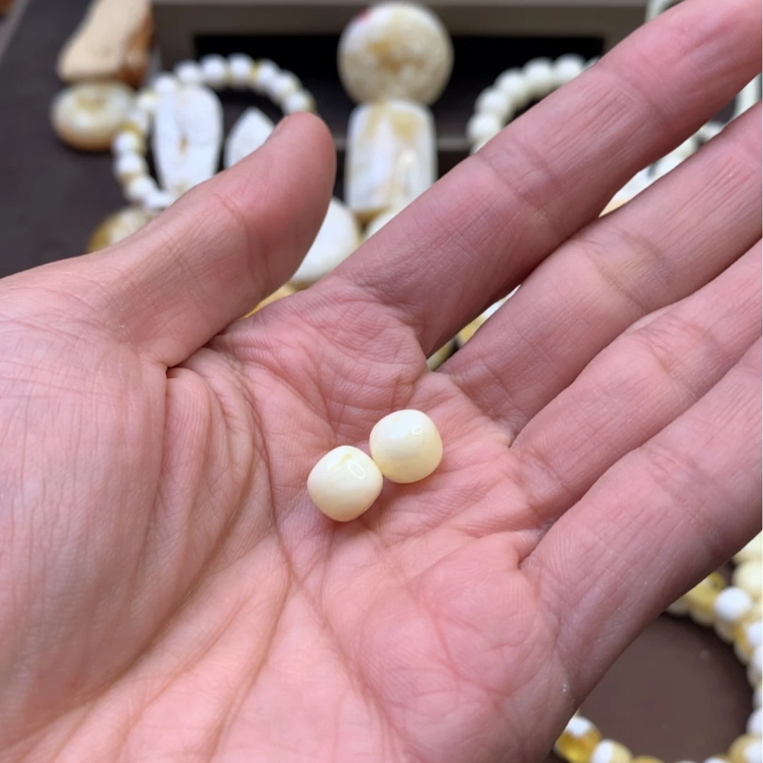 【闪购商品】定制琥珀未镶嵌曹***肉
