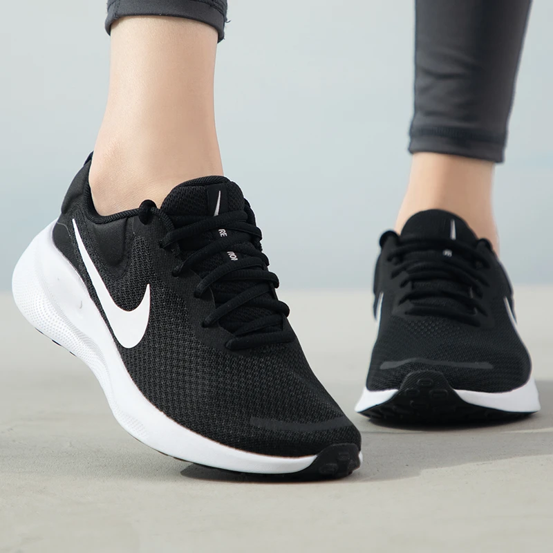 Nike耐克REVOLUTION 7女鞋子低帮跑步鞋时尚新款缓震运动鞋FB2208