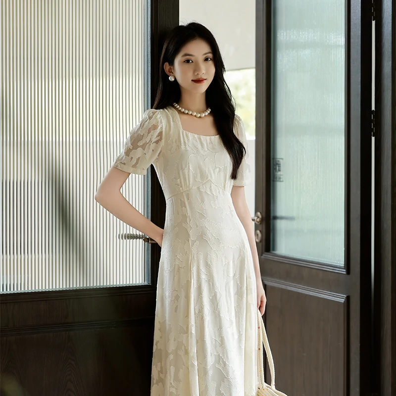 EAH CHANIE方领提花短袖连衣裙9728DL317