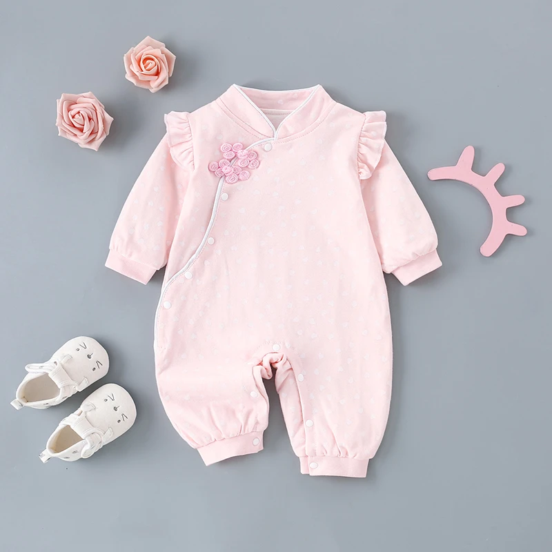 春秋婴儿双层纯棉连体衣中国风女宝宝秋装哈衣新生儿衣服外出爬服