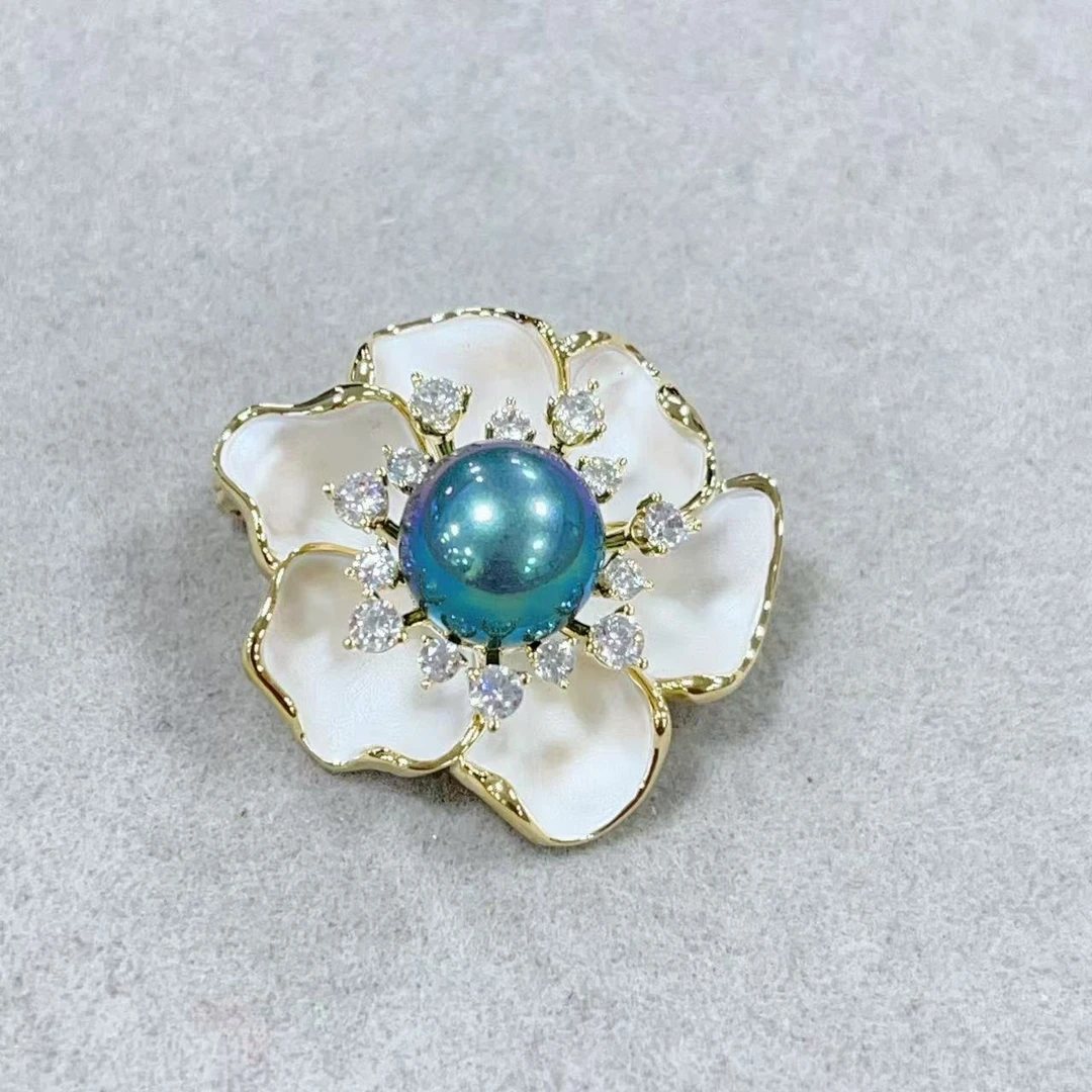 kasiya/卡思雅 铜合金仿珍珠胸针 白色山茶花胸针内搭小领针