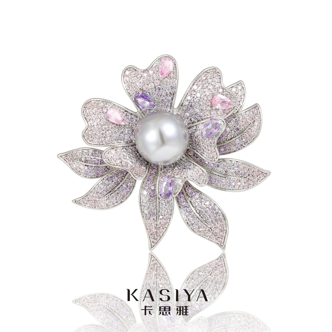 kasiya/卡思雅 铜合金仿水晶胸针 幻彩紫系列莲花胸针