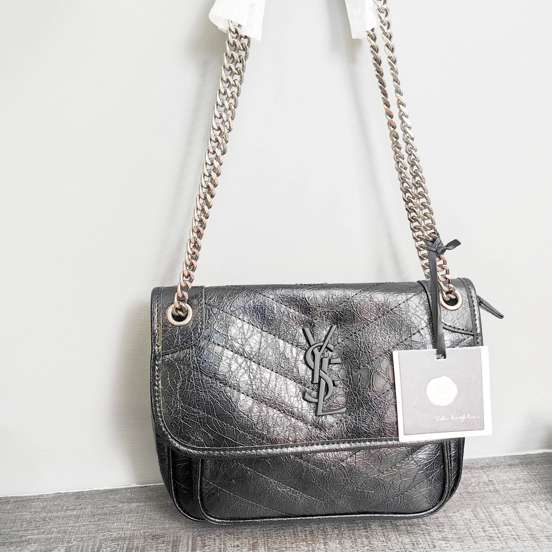 经典百搭潮流款单肩斜挎手提包女包