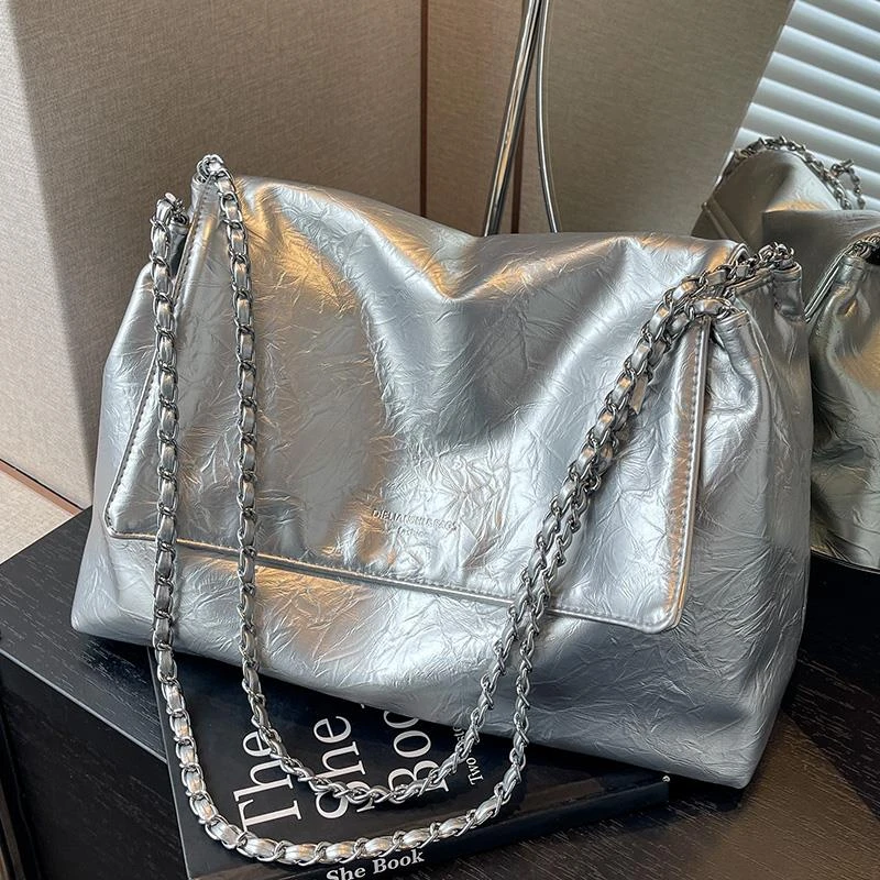 高级质感时尚通勤包2025新款百搭洋派大容量托特包小众爆款单肩包