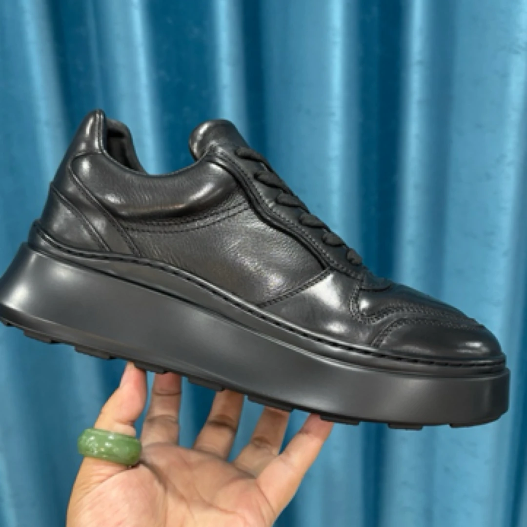 2棉，9191广州胎牛皮加绒超轻弹力时尚休闲皮鞋真皮休闲鞋鞋子