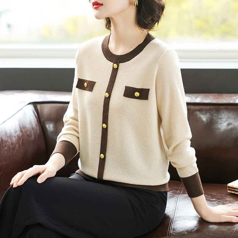 妈妈秋装时尚小香风上衣2024新款中老年女装秋冬长袖针织打底小衫