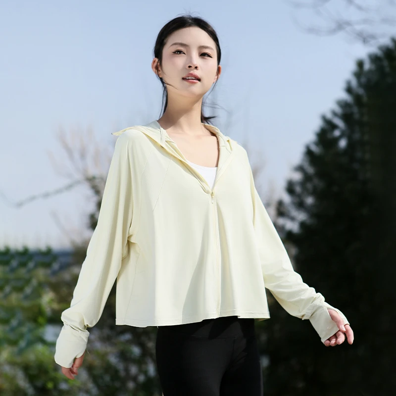 2024新款防晒衣夏季女款防紫外线薄款宽松透气短款防晒服斗篷款亮