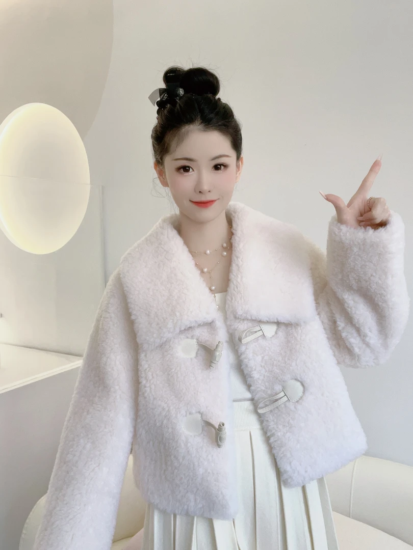 爱路菲1013-240 全羊毛颗粒 2024秋冬新款羊毛女士外套