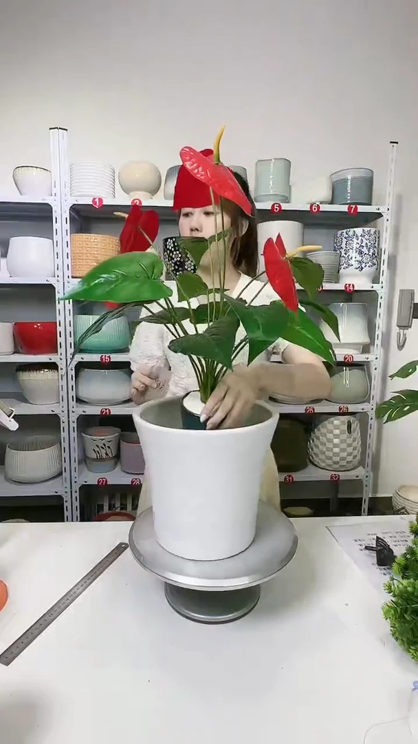 【闪购商品】陶瓷20CM（含）-50CM（不含）纯白小蛮腰中号25*23