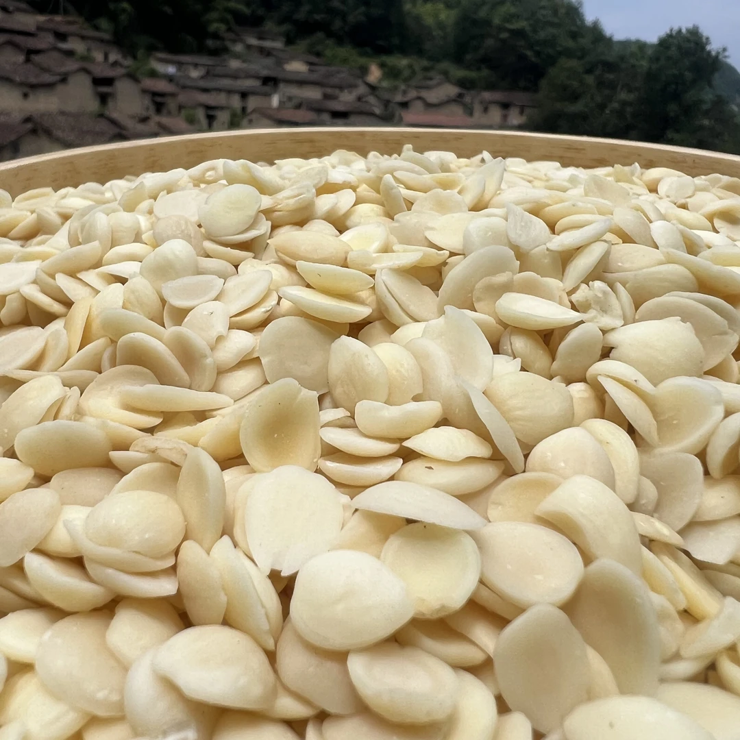 高山  农家  杏仁干老乡土特产