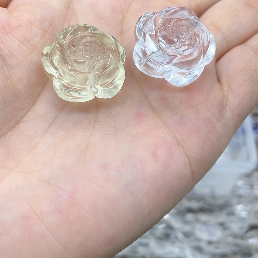 玛瑙/玉髓珠宝半成品未镶嵌牡丹花水晶一对