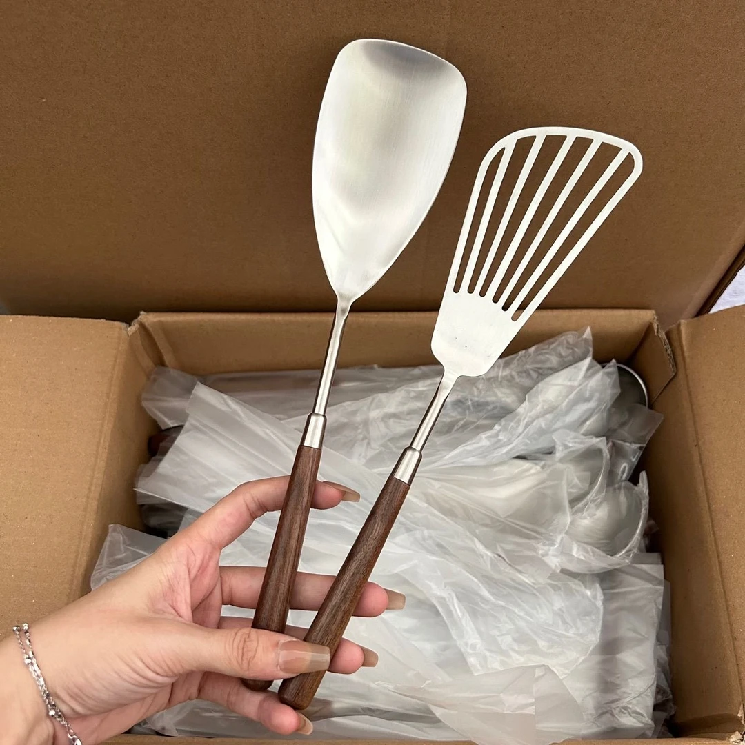 304胡桃木锅铲不锈钢炒菜小号勺子铲子厨具食品老式煎饼铲