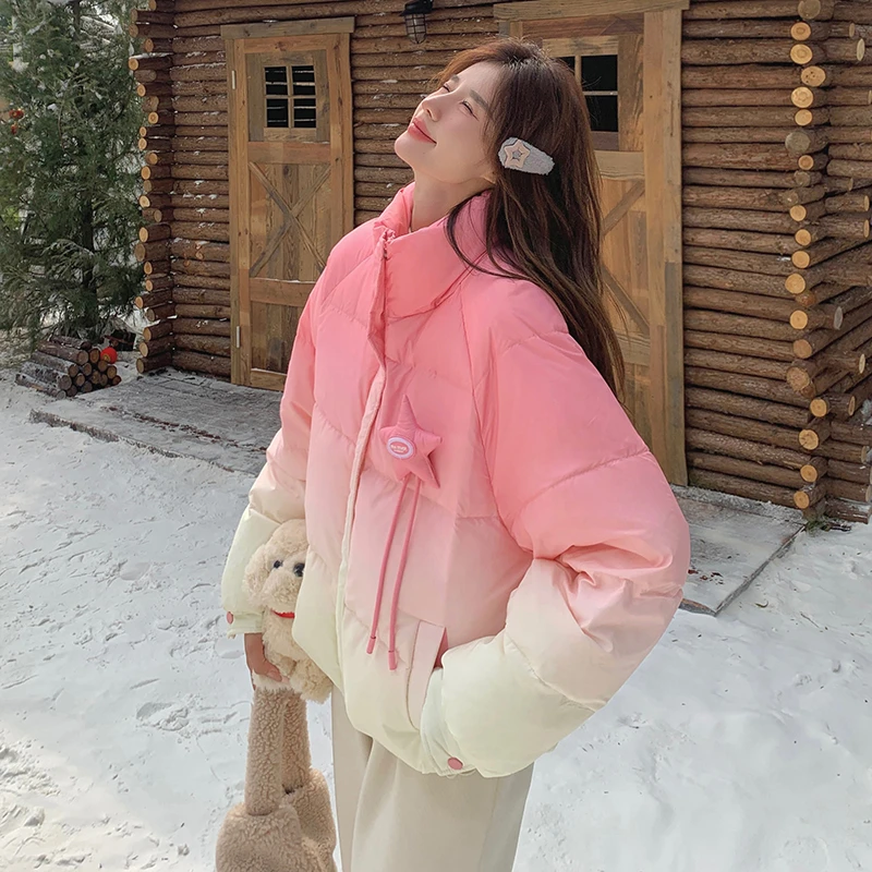 粉色渐变独特超好看羽绒服女冬季2024新款时尚洋气减龄白鸭绒外套