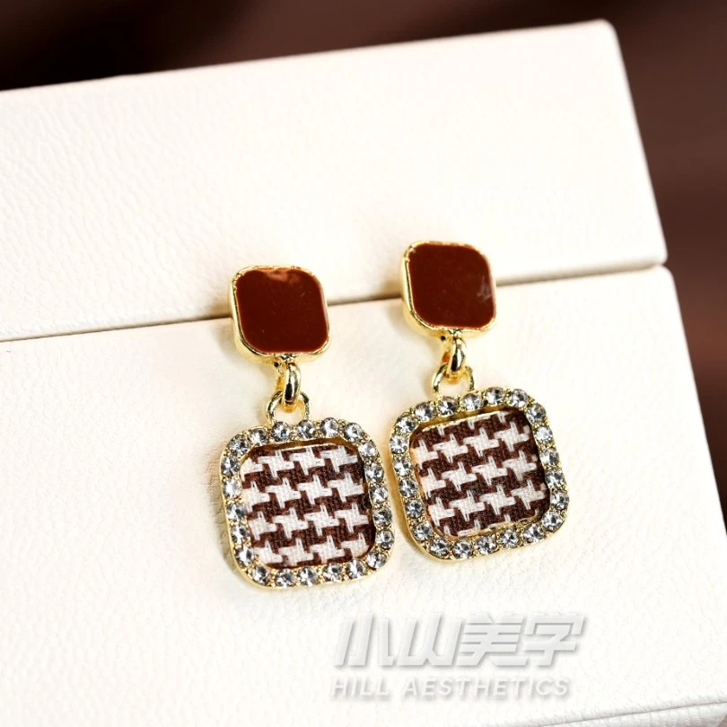 合金布艺耳饰 A110布艺千鸟格几何耳钉小众设计港风耳饰气质耳饰