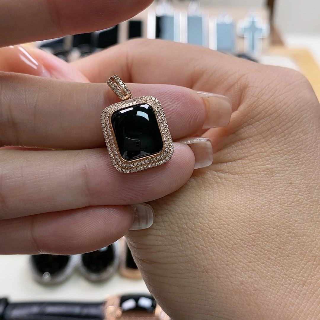 翡翠颈饰18K金镶嵌墨翠