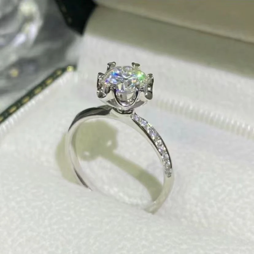 925银莫桑石戒指 【小天鹅】高端品质纯银镶嵌莫桑情侣戒合成碳硅石