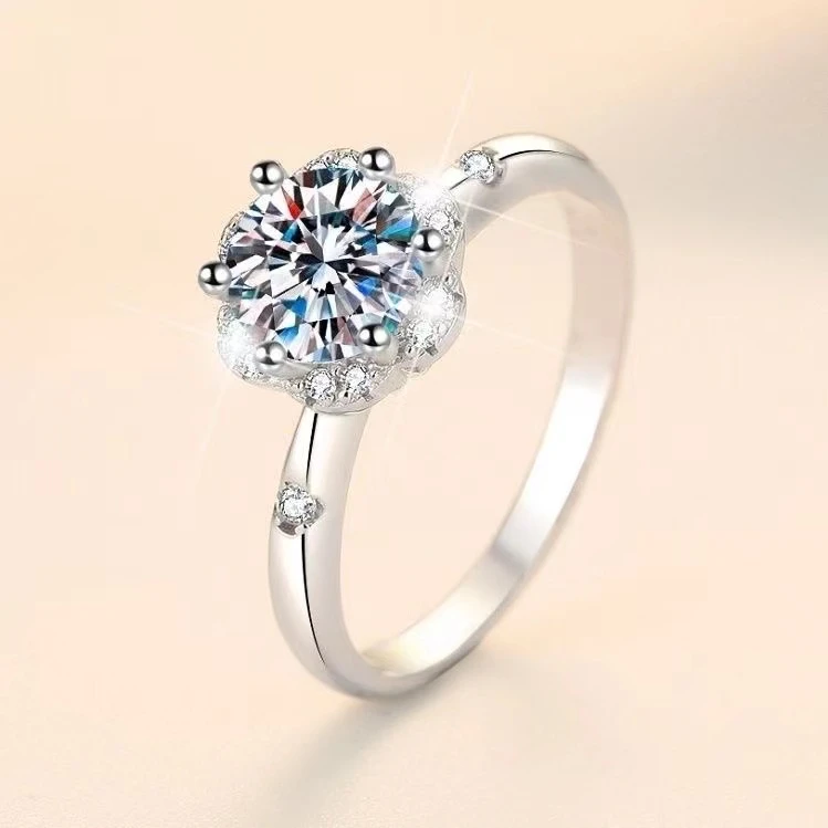 925银莫桑石戒指 【经典花苞】高品质莫桑石时尚钻戒/合成碳硅石