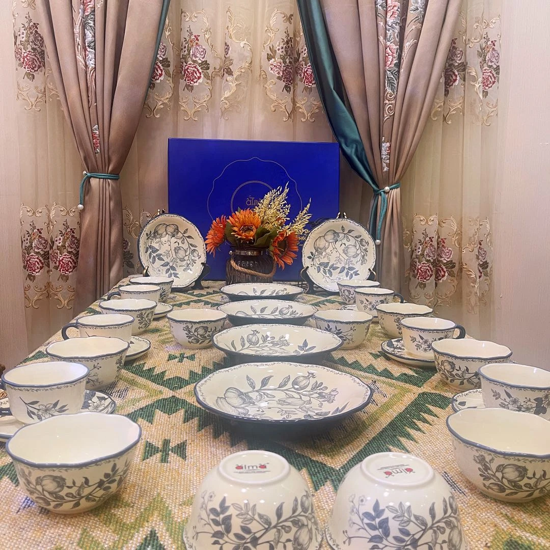 【佰食果专属】阿勒玛（石榴花小套）手绘碗碟盘套装防烫餐具陶瓷套装