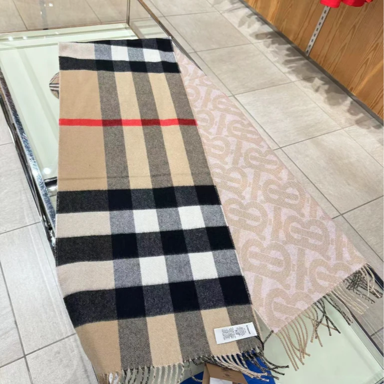 BURBERRY/博柏利双面两用格纹两端流苏装饰 绒线围巾 女款粉色