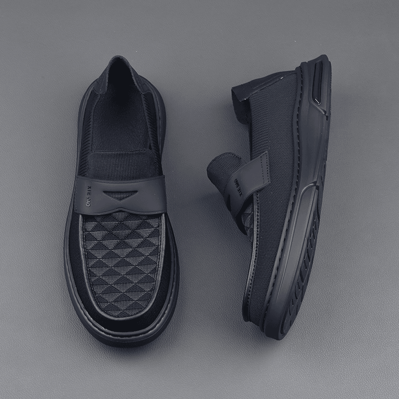 黑色高端百搭春夏薄款透气一脚套软底飞织鞋舒适老北京透气布鞋