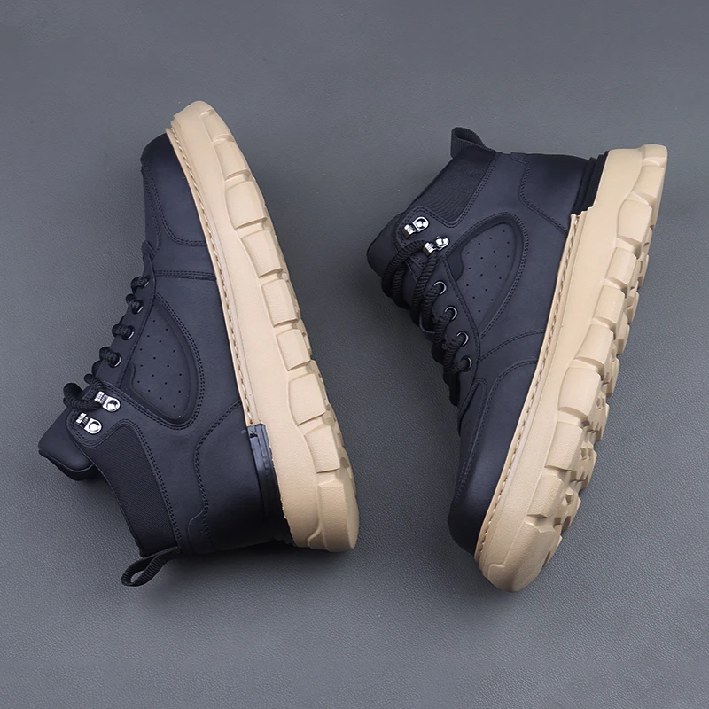 春秋时尚马丁靴男短靴韩版潮流休闲百搭厚底真皮黄色高帮工装鞋