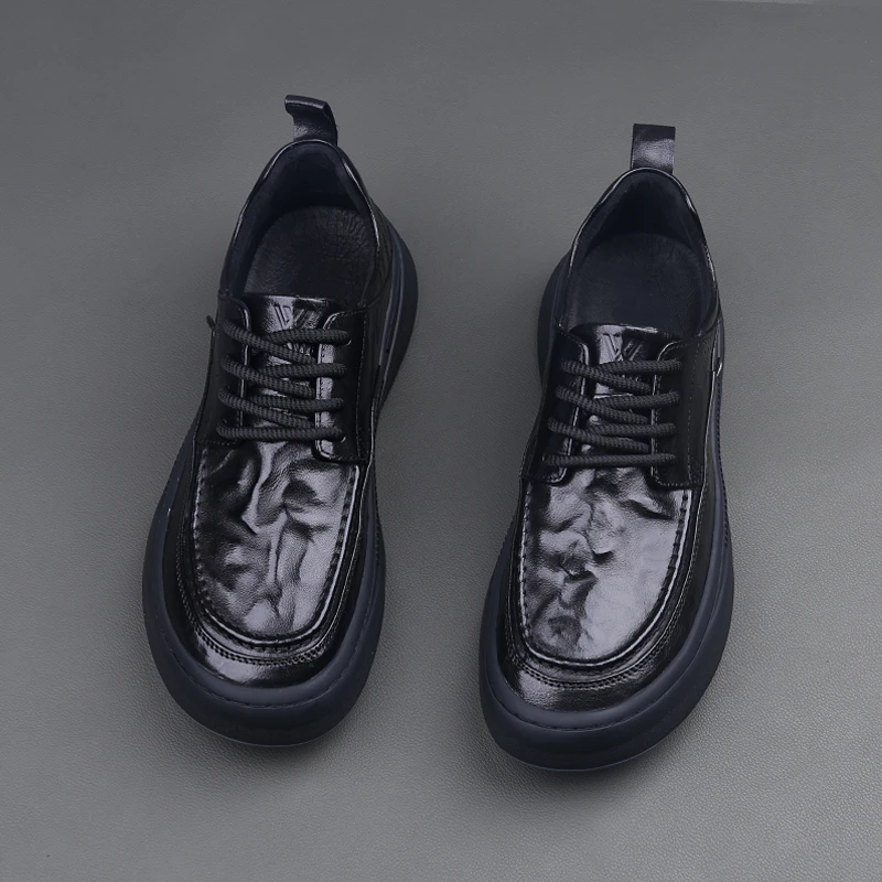时尚休闲皮鞋男春秋高端黑色百搭轻奢舒适软底百搭真皮潮鞋