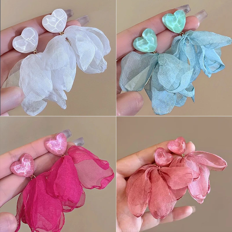 非金属布艺耳饰 超仙度假风花朵耳钉高级气质耳环圆脸显瘦耳饰女