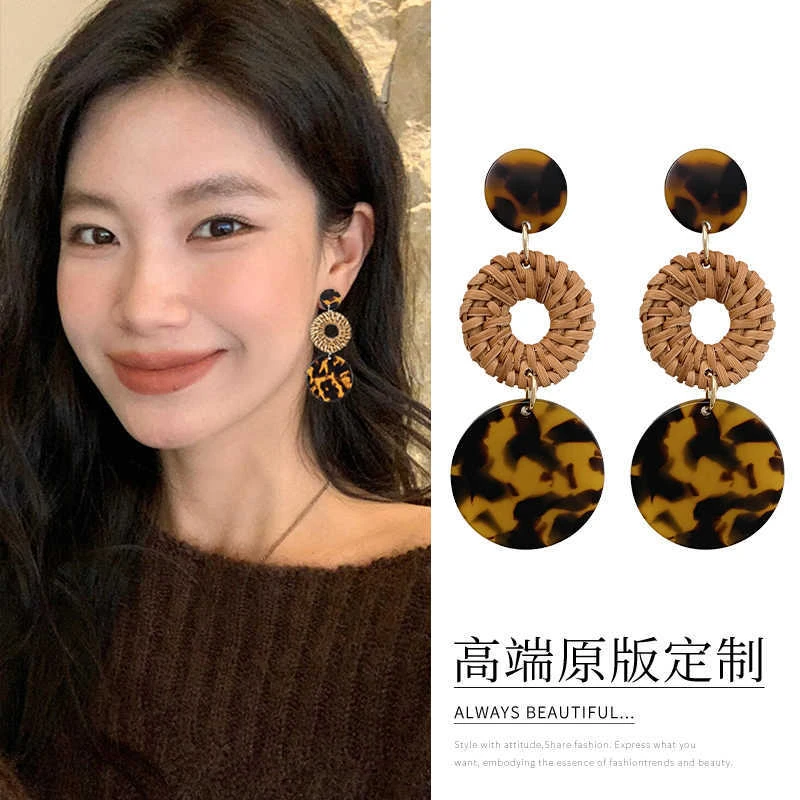 合金耳饰 小众新款豹纹藤编耳环女复古美拉德时尚夸张显脸小耳坠