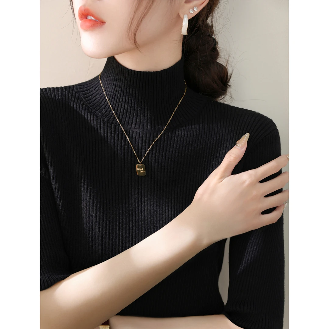 2025年秋季新款法式半高领打底修身高级感百搭毛衣内搭正肩针织衫