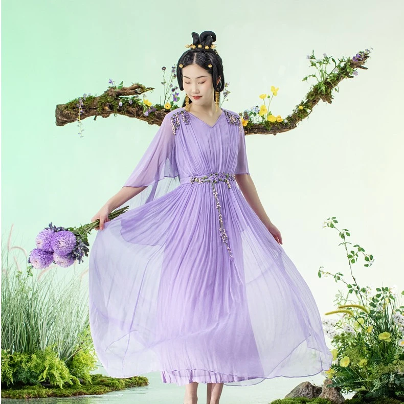 【圣诞红】生活在左时装周桑蚕丝手工钩花V领真丝连衣裙女装敬酒服