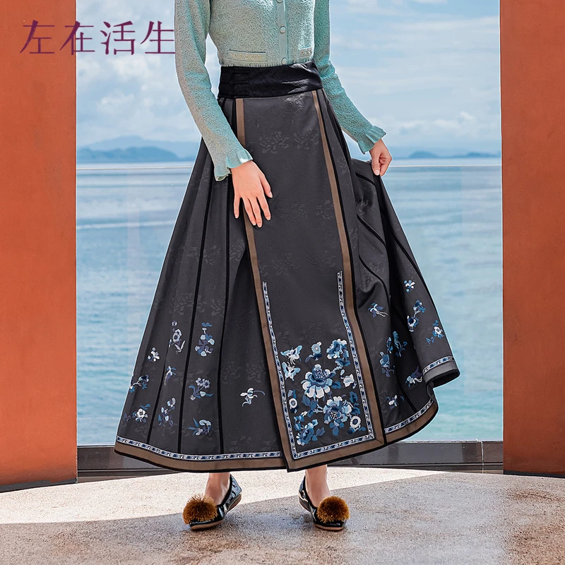 林栖马面裙生活在左国潮风绣花改良春季复古气质高腰半身裙女