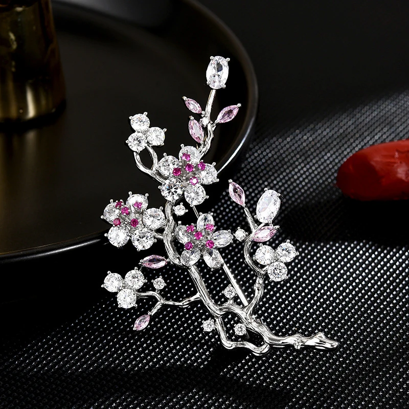 铜合金胸针 831 轻奢时尚梅花胸针衣服胸花