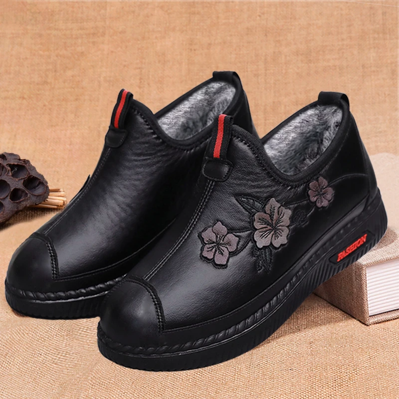 老北京布鞋妈妈鞋老人冬季老太太女鞋加绒防滑保暖奶奶棉鞋中老年