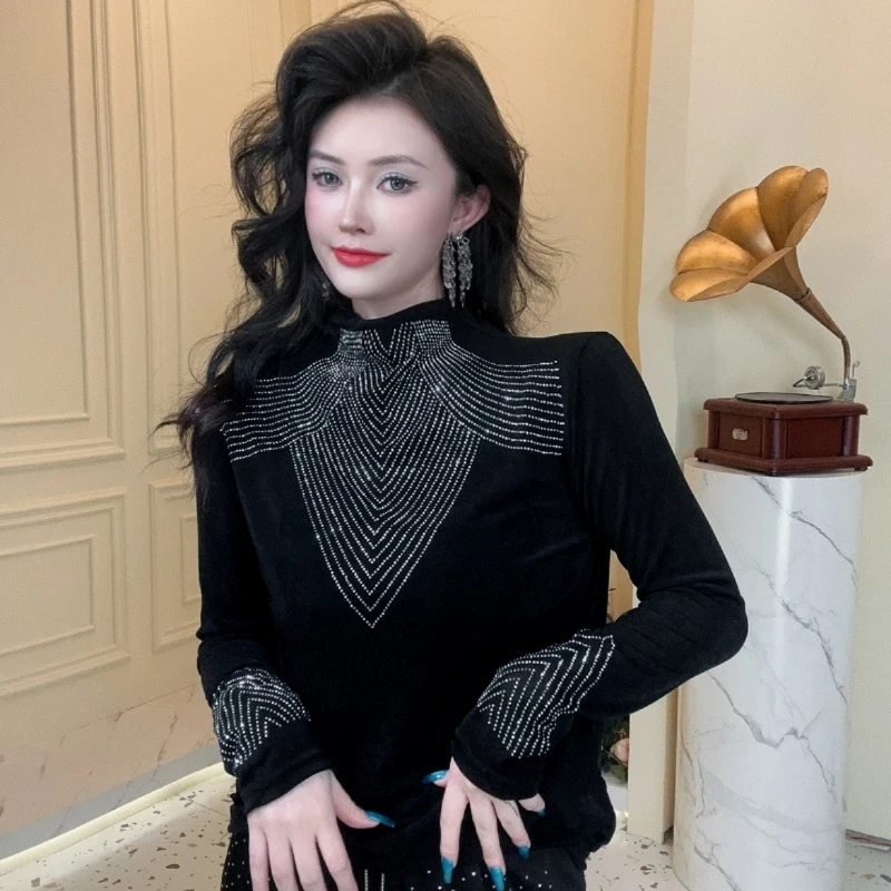 2024半高领打底衫女内搭秋冬新款时尚烫钻上衣修身显瘦长袖T恤潮