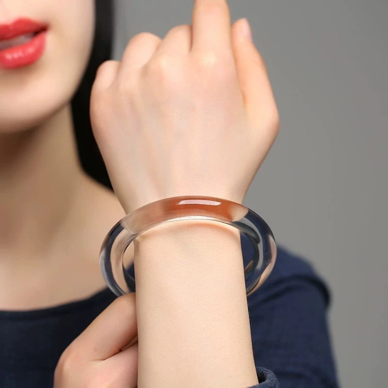 天然白水晶圆条气质女款简约百搭时尚少女手镯冰透飘花白水晶手镯