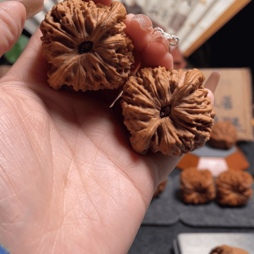 【闪购商品】文玩核桃把件高*