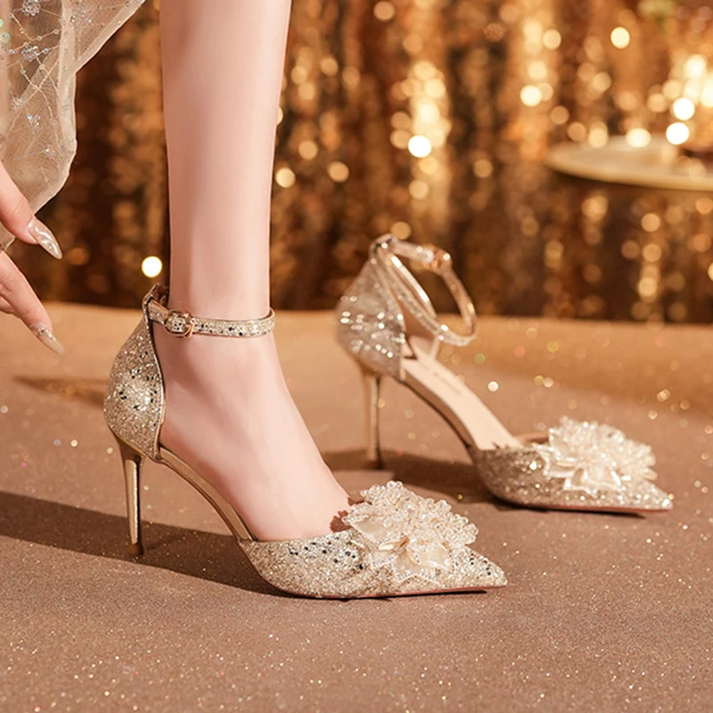 2024法式中空浅口高跟鞋女细跟百搭结婚一字带小众宴会凉鞋气质