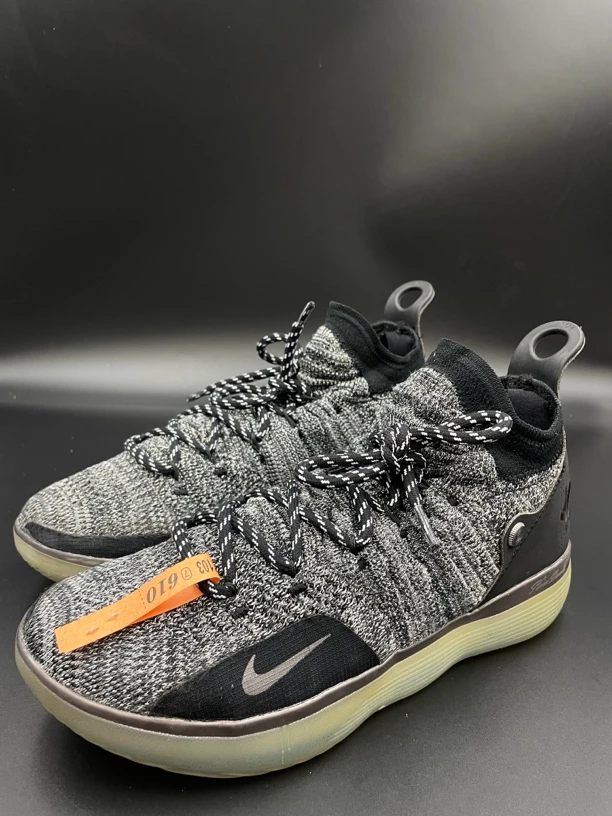 耐克篮球鞋kd11/黑灰/41码/公价2239