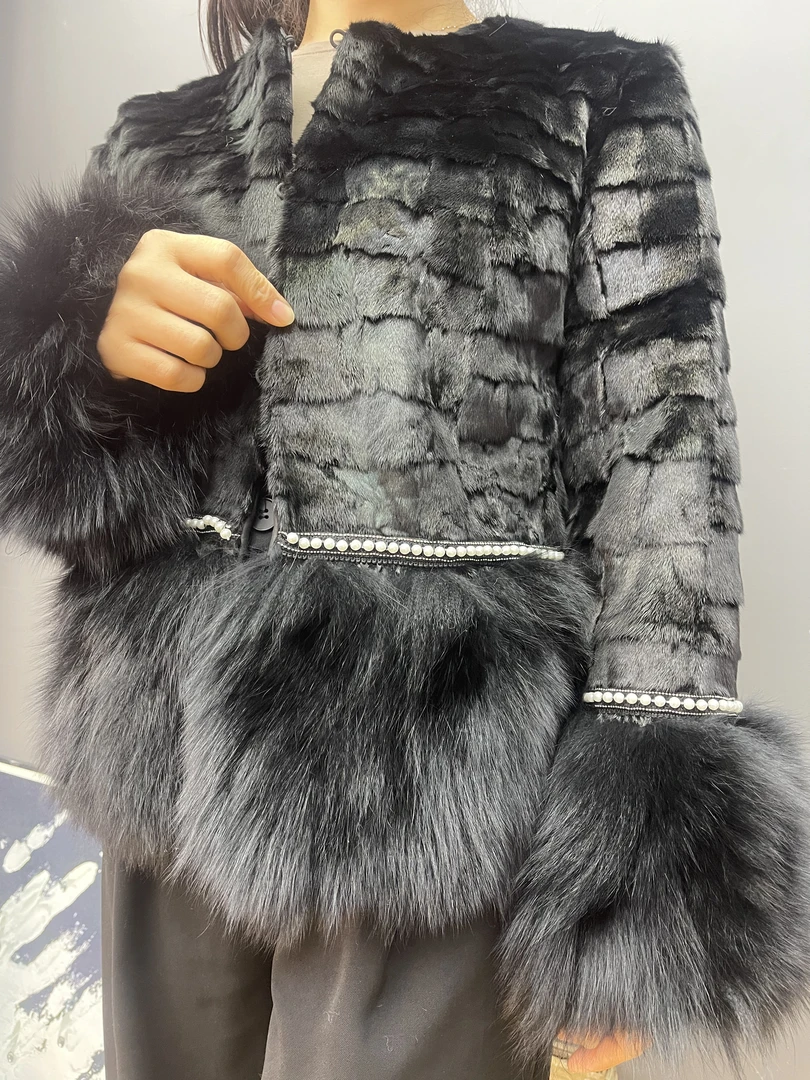 2023年新款秋冬季外套时尚百搭女装黑色短外套