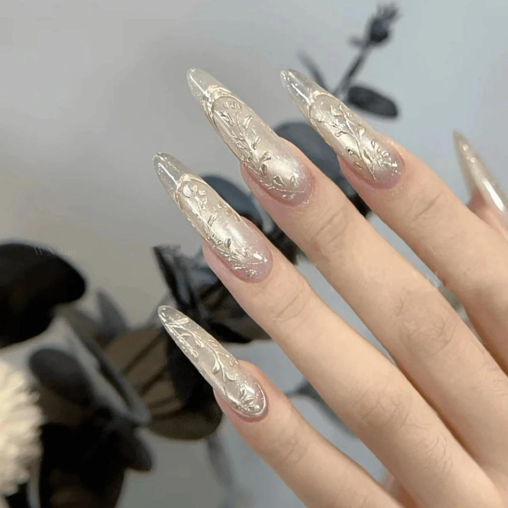 【富家千金】纯手工国风穿戴甲猫眼手绘高级轻奢高质量玻璃裸色美甲