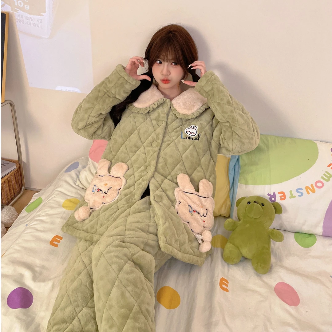 新款睡衣女款珊瑚绒三层夹棉袄加厚加绒套装法兰绒保暖大码家居服