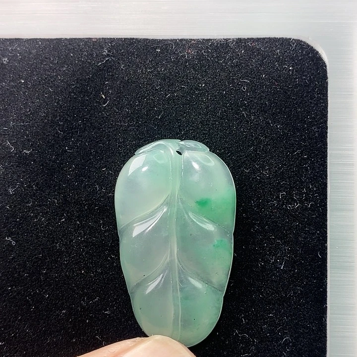 石英质玉颈饰未镶嵌